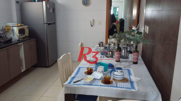 Imagem Casa com 4 Quartos à Venda, 202 m² em Embaré - Santos Imagem Casa com 4 Quartos à Venda, 202 m² em Embaré - Santos