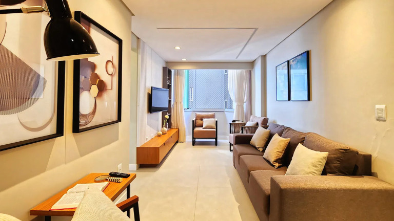 Imagem Apartamento com 2 Quartos à Venda, 90 m² em Centro - Balneário Camboriú