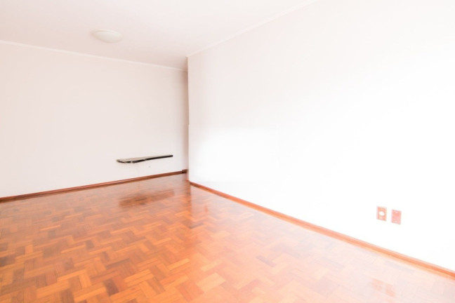Imagem Imóvel com 2 Quartos à Venda, em Auxiliadora - Porto Alegre Imagem Imóvel com 2 Quartos à Venda, em Auxiliadora - Porto Alegre