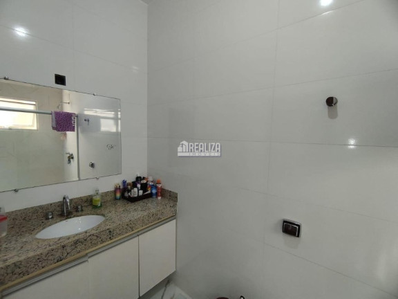 Imagem Casa com 4 Quartos à Venda, 430 m² em Jardim São Bento - Uberaba Imagem Casa com 4 Quartos à Venda, 430 m² em Jardim São Bento - Uberaba