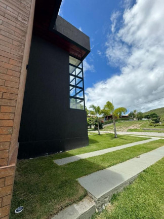 Imagem Casa com 3 Quartos à Venda, 260 m² em Gravata - Gravatá