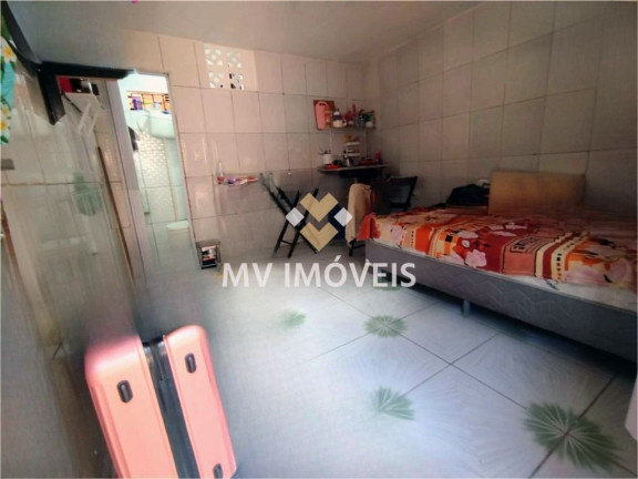 Imagem Casa com 8 Quartos à Venda, 180 m² em Guamá - Belém Imagem Casa com 8 Quartos à Venda, 180 m² em Guamá - Belém