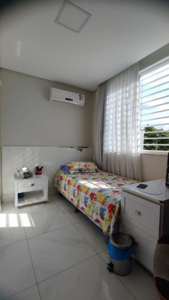 Imagem Casa com 3 Quartos à Venda, 300 m² em Sim - Feira De Santana Imagem Casa com 3 Quartos à Venda, 300 m² em Sim - Feira De Santana