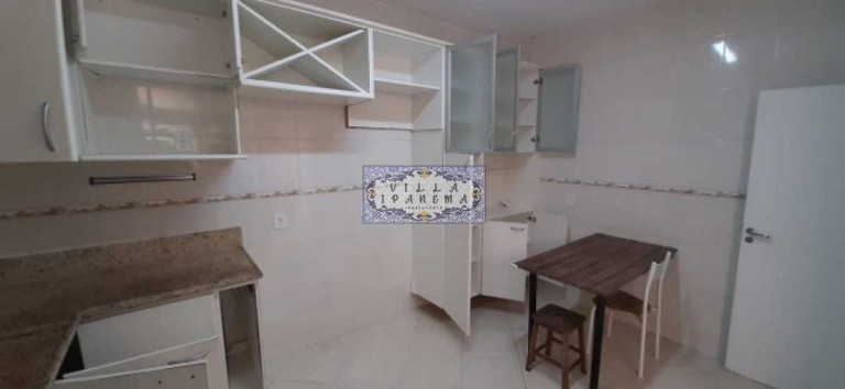 Imagem Imóvel com 3 Quartos à Venda, 400 m² em São Conrado - Rio De Janeiro Imagem Imóvel com 3 Quartos à Venda, 400 m² em São Conrado - Rio De Janeiro