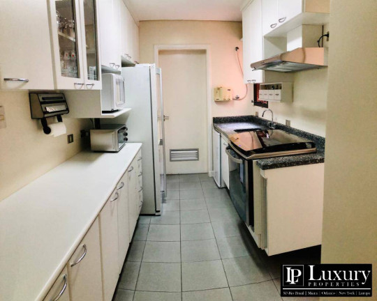 Imagem Apartamento com 4 Quartos à Venda, 240 m² em Panamby - São Paulo Imagem Apartamento com 4 Quartos à Venda, 240 m² em Panamby - São Paulo