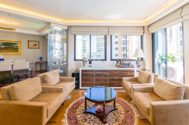 Imagem Apartamento com 3 Quartos à Venda, 200 m² em Campo Belo - São Paulo