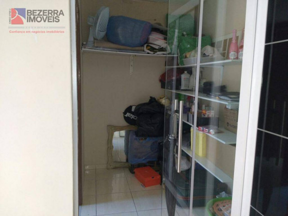 Imagem Casa com 5 Quartos à Venda, 228 m² em Lagoa Nova - Natal