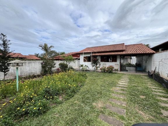 Imagem Casa com 3 Quartos à Venda, 440 m² em São João Do Rio Vermelho - Florianópolis