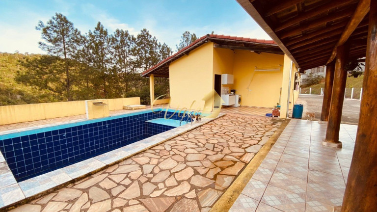 Imagem Imóvel com 3 Quartos à Venda, 220 m² em Centro - Monteiro Lobato Imagem Imóvel com 3 Quartos à Venda, 220 m² em Centro - Monteiro Lobato