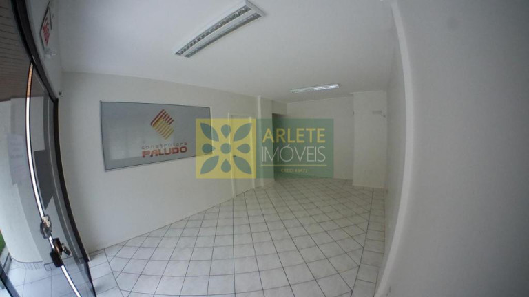 Imagem Sala Comercial à Venda, 88 m² em Bombas - Bombinhas Imagem Sala Comercial à Venda, 88 m² em Bombas - Bombinhas