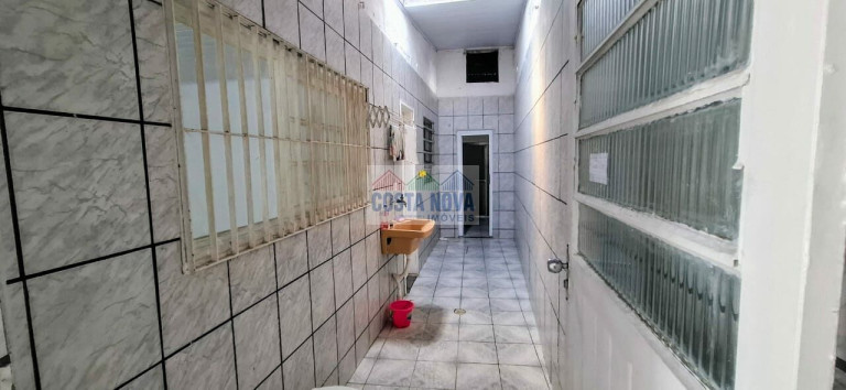 Imagem Casa com 2 Quartos à Venda, 143 m² Imagem Casa com 2 Quartos à Venda, 143 m²