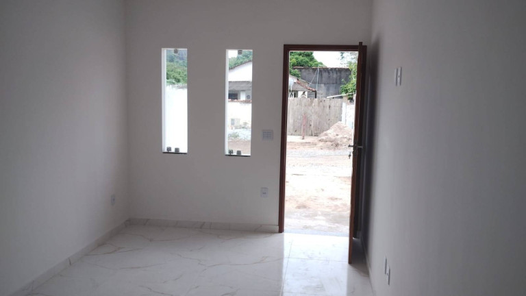 Imagem Casa com 2 Quartos à Venda, 55 m² em Itatiquara - Araruama Imagem Casa com 2 Quartos à Venda, 55 m² em Itatiquara - Araruama
