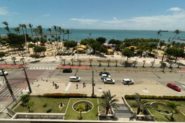 Apartamento com 3 Quartos à Venda, 176 m² em Meireles - Fortaleza