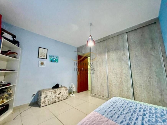 Imagem Casa com 4 Quartos à Venda, 210 m² em Santa Terezinha - Belo Horizonte