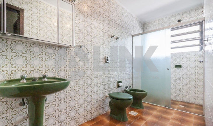 Imagem Casa com 5 Quartos à Venda, 280 m² em Três Figueiras - Porto Alegre Imagem Casa com 5 Quartos à Venda, 280 m² em Três Figueiras - Porto Alegre