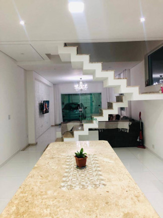 Imagem Sobrado com 3 Quartos à Venda, 430 m² em Itaim - Guarulhos Imagem Sobrado com 3 Quartos à Venda, 430 m² em Itaim - Guarulhos