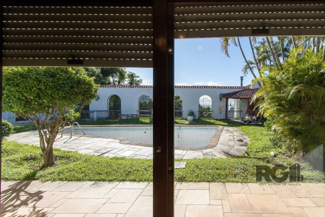 Imagem Casa com 3 Quartos à Venda, em Santa Tereza - Porto Alegre Imagem Casa com 3 Quartos à Venda, em Santa Tereza - Porto Alegre