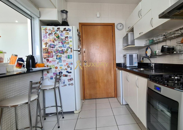 Imagem Imóvel com 3 Quartos à Venda, 98 m² em Santo Antônio - Belo Horizonte Imagem Imóvel com 3 Quartos à Venda, 98 m² em Santo Antônio - Belo Horizonte