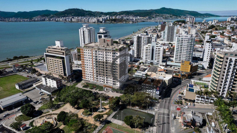 Imagem Cobertura com 3 Quartos à Venda, 146 m² em Estreito - Florianópolis
