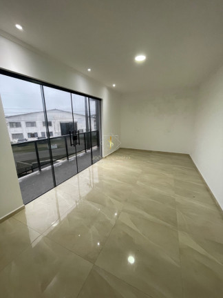 Imagem Casa com 3 Quartos à Venda, 160 m² em Coroados - Guaratuba Imagem Casa com 3 Quartos à Venda, 160 m² em Coroados - Guaratuba