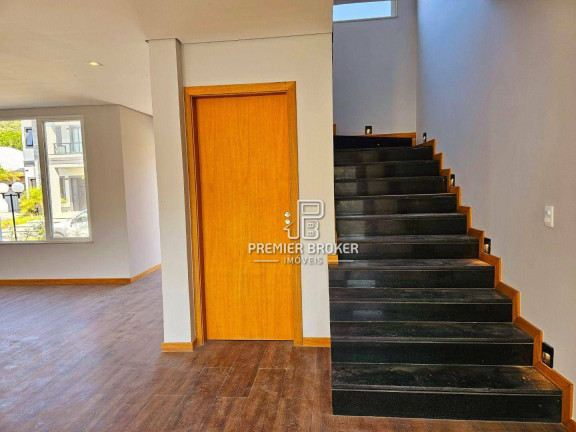 Imagem Casa com 3 Quartos à Venda, 260 m² em Albuquerque - Teresópolis Imagem Casa com 3 Quartos à Venda, 260 m² em Albuquerque - Teresópolis