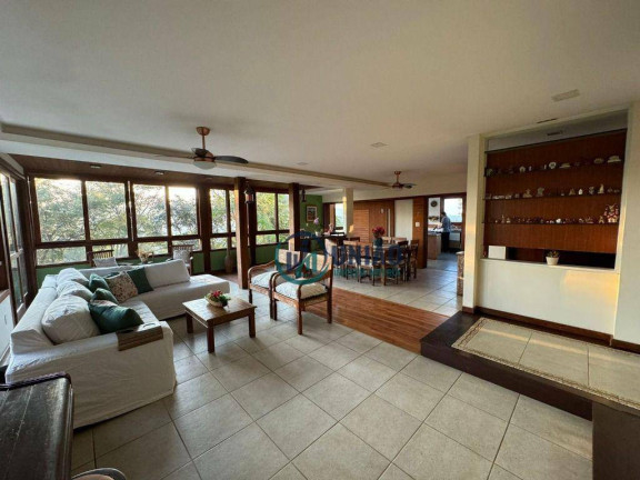 Casa com 6 Quartos à Venda, 480 m² em Vila Progresso - Niterói