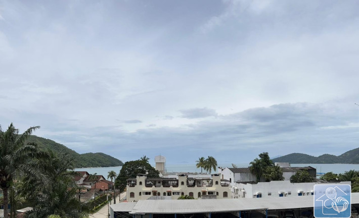 Casa com 3 Quartos à Venda, 240 m² em Enseada - Ubatuba