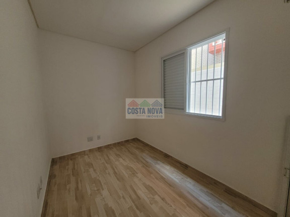 Imagem Casa com 2 Quartos à Venda, 70 m²