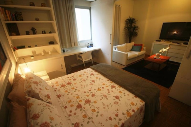 Imagem Imóvel com 1 Quarto para Temporada, 45 m² em Copacabana - Rio De Janeiro Imagem Imóvel com 1 Quarto para Temporada, 45 m² em Copacabana - Rio De Janeiro