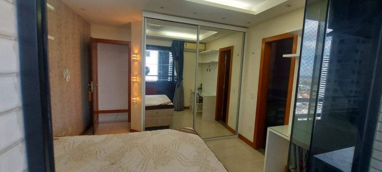 Imagem Apartamento com 3 Quartos à Venda, 216 m² em Umarizal - Belém