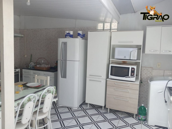 Imagem Casa com 3 Quartos à Venda, 270 m² em Nova Esperança - Balneário Camboriú Imagem Casa com 3 Quartos à Venda, 270 m² em Nova Esperança - Balneário Camboriú