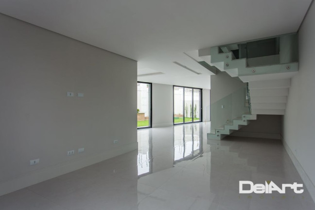 Imagem Casa com 3 Quartos à Venda, 226 m² em Uberaba - Curitiba Imagem Casa com 3 Quartos à Venda, 226 m² em Uberaba - Curitiba