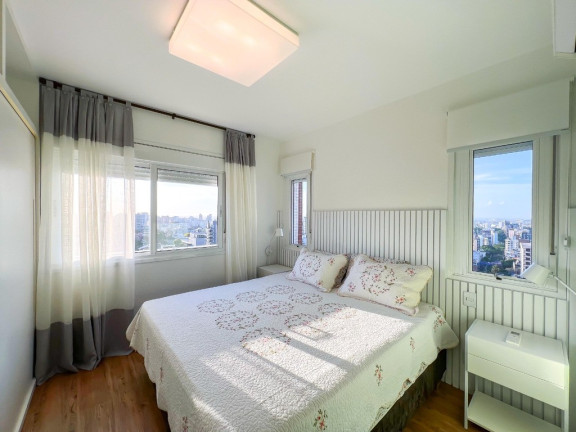 Imagem Apartamento com 2 Quartos à Venda, 97 m² em Bela Vista - Porto Alegre Imagem Apartamento com 2 Quartos à Venda, 97 m² em Bela Vista - Porto Alegre