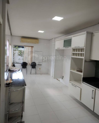 Imagem Casa de Condomínio com 5 Quartos à Venda, 394 m² em Ponta Negra - Manaus