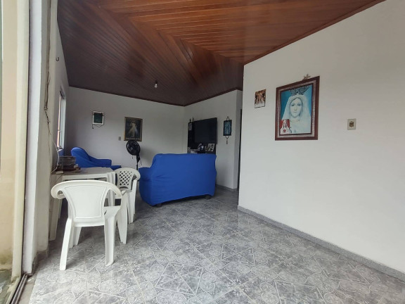 Imagem Casa com 3 Quartos à Venda, 450 m² em Flores - Manaus Imagem Casa com 3 Quartos à Venda, 450 m² em Flores - Manaus