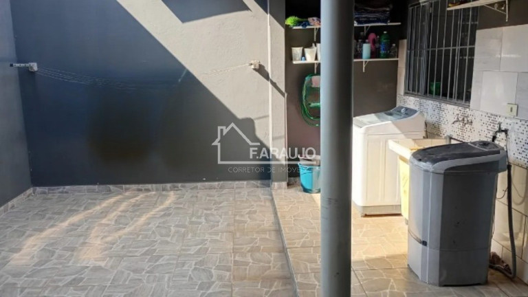 Imagem Casa com 2 Quartos à Venda, 70 m² em Jardim Itália - Sorocaba Imagem Casa com 2 Quartos à Venda, 70 m² em Jardim Itália - Sorocaba