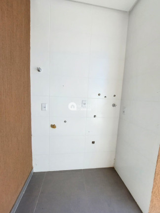 Imagem Casa com 3 Quartos à Venda, 105 m² Imagem Casa com 3 Quartos à Venda, 105 m²