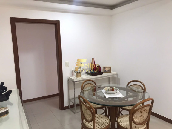 Imagem Imóvel com 3 Quartos à Venda, 140 m² em Praia Da Costa - Vila Velha Imagem Imóvel com 3 Quartos à Venda, 140 m² em Praia Da Costa - Vila Velha