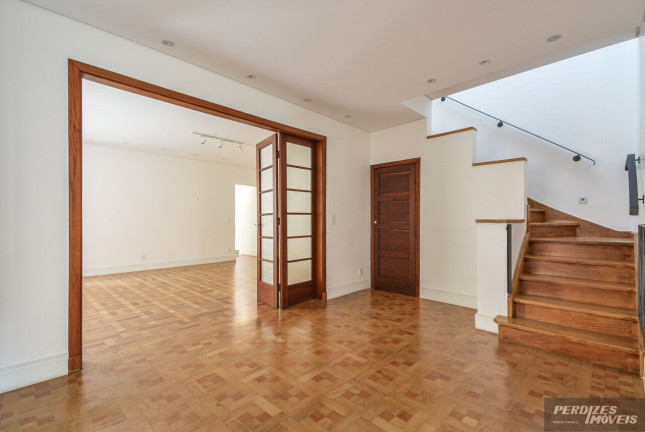 Casa com 4 Quartos à Venda, 500 m² em Perdizes - São Paulo