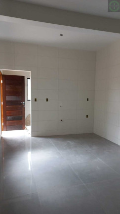 Imagem Sobrado com 3 Quartos à Venda, 126 m² em Uvaranas - Ponta Grossa Imagem Sobrado com 3 Quartos à Venda, 126 m² em Uvaranas - Ponta Grossa