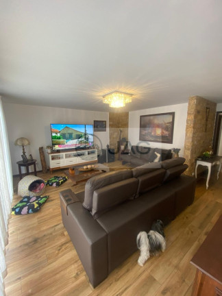 Imagem Casa com 3 Quartos à Venda, 208 m² em Jardim Botânico - Curitiba