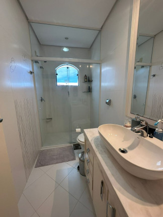 Imagem Casa com 4 Quartos à Venda, 251 m² em Coqueiros - Florianópolis Imagem Casa com 4 Quartos à Venda, 251 m² em Coqueiros - Florianópolis