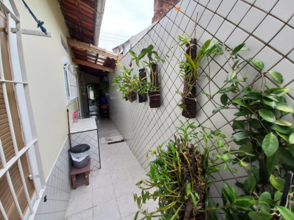 Imagem Casa com 2 Quartos à Venda, em Caiçara - Praia Grande Imagem Casa com 2 Quartos à Venda, em Caiçara - Praia Grande