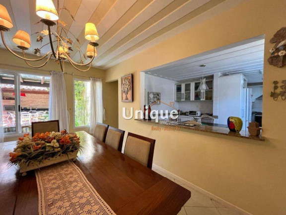 Imagem Casa com 4 Quartos à Venda, 250 m² em Ferradura - Armação Dos Búzios Imagem Casa com 4 Quartos à Venda, 250 m² em Ferradura - Armação Dos Búzios