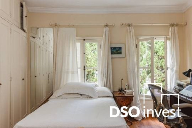 Imagem Casa com 3 Quartos à Venda, em Jardim Paulistano - São Paulo Imagem Casa com 3 Quartos à Venda, em Jardim Paulistano - São Paulo
