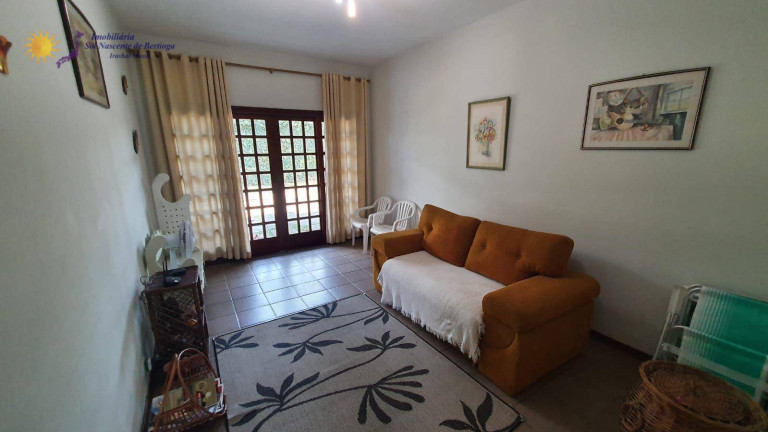 Imagem Casa com 3 Quartos à Venda, 182 m² em Indaiá - Bertioga Imagem Casa com 3 Quartos à Venda, 182 m² em Indaiá - Bertioga