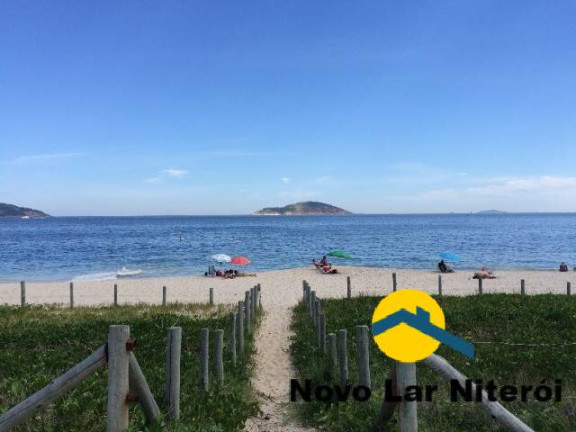Imagem Casa com 3 Quartos à Venda, 250 m² em Camboinhas - Niterói Imagem Casa com 3 Quartos à Venda, 250 m² em Camboinhas - Niterói
