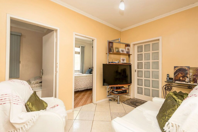 Imagem Casa com 3 Quartos à Venda, 151 m² em Santa Maria Goretti - Porto Alegre Imagem Casa com 3 Quartos à Venda, 151 m² em Santa Maria Goretti - Porto Alegre