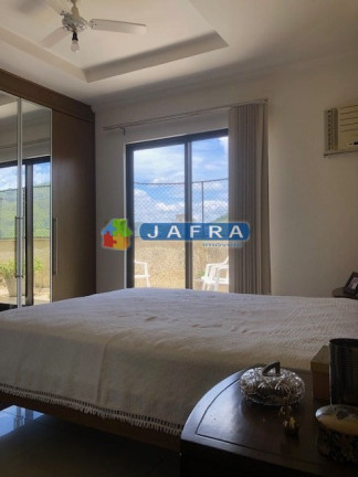 Imagem Cobertura com 3 Quartos à Venda, 127 m² em Centro - Três Rios