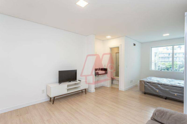Imagem Studio com 1 Quarto para Alugar, 37 m² em Centro - Porto Alegre Imagem Studio com 1 Quarto para Alugar, 37 m² em Centro - Porto Alegre